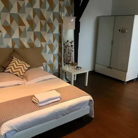 Duplex Cosy Au Coeur De Nancy, 3 Spacieuses, Parking Et Tous Services Inclus - Fr-1-584-341 Apartment Nancy